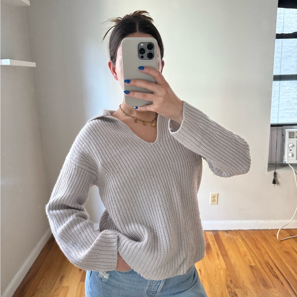 VINCE V Neck Collared Pullover size S